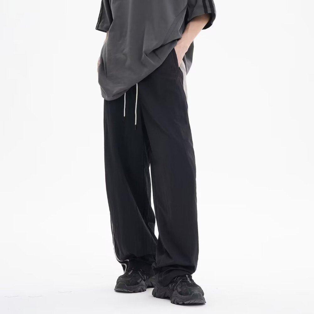 Trendy Black Y2K Baggy Pants - Unisex Elastic Waist Joggers for Casual Wear - Picture 4 of 7